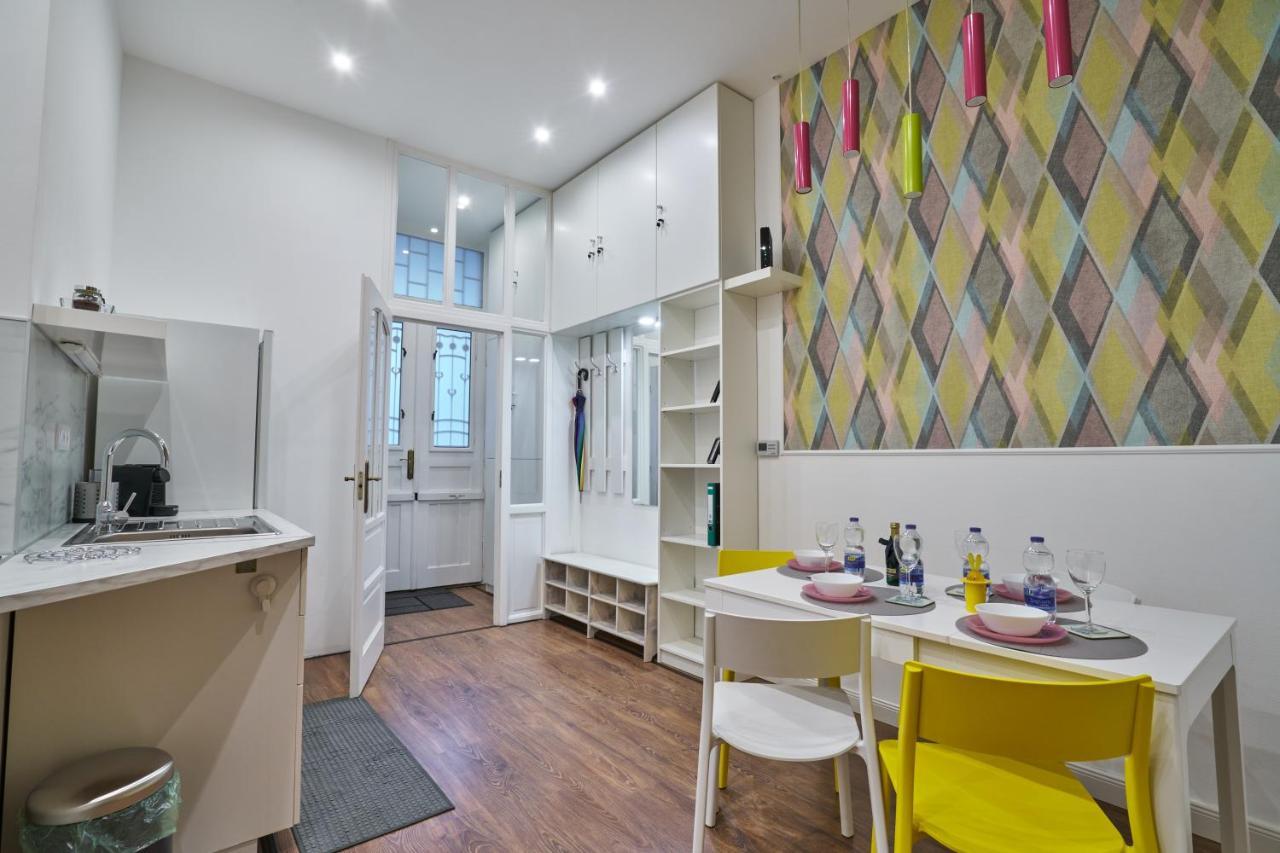 Nanirol Apartment At Gellert Bath Budapešť Exteriér fotografie