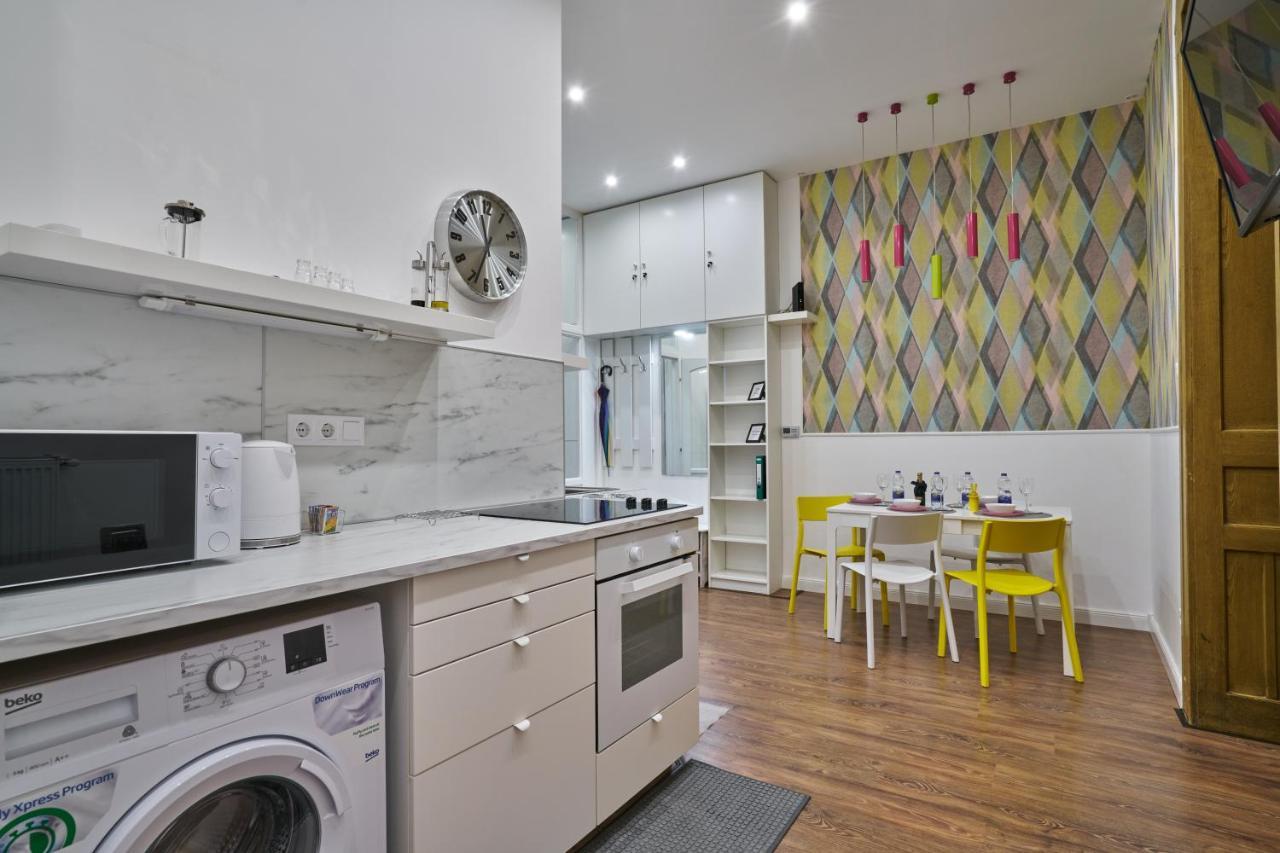 Nanirol Apartment At Gellert Bath Budapešť Exteriér fotografie
